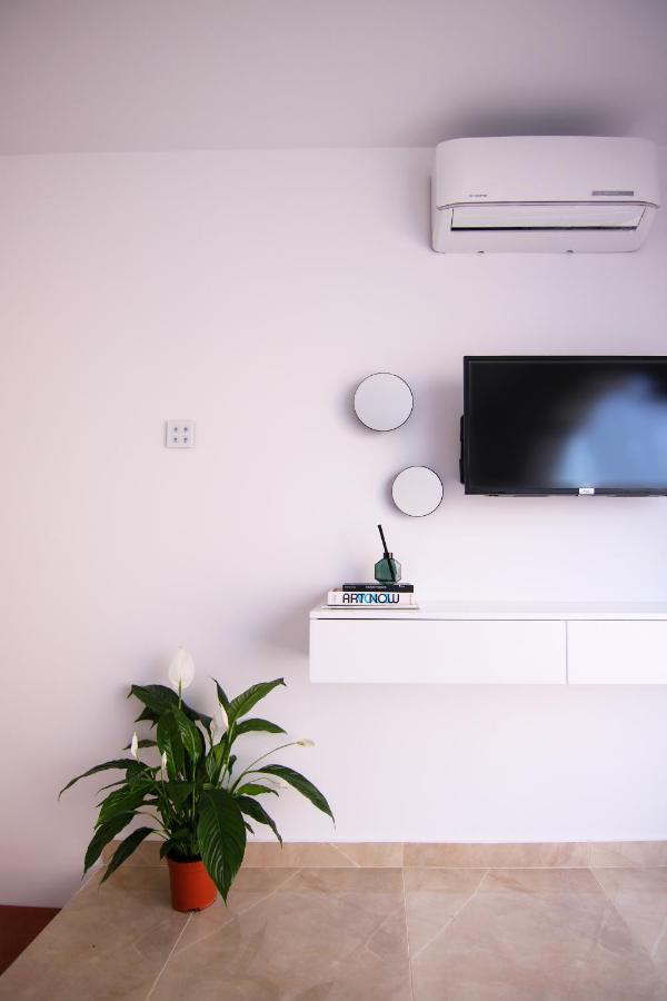 Phaedrus Living: Luxury Maisonette Lighthouse 60 Paphos Buitenkant foto
